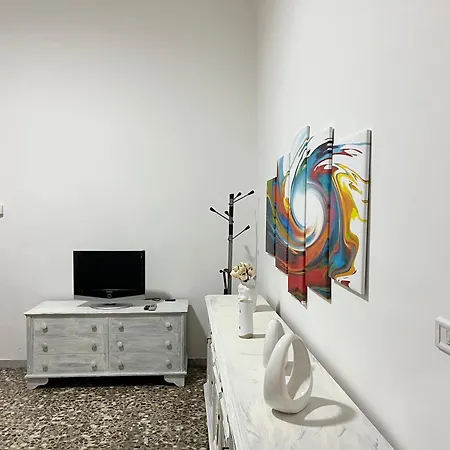Ercoles House * برينديسي