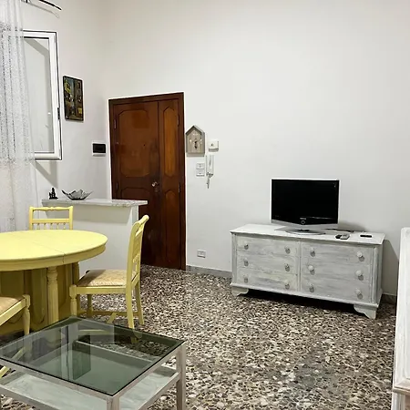 Ercoles House * برينديسي